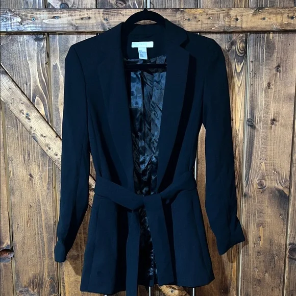 H&M Classic Black Blazer - Picture 1 of 9
